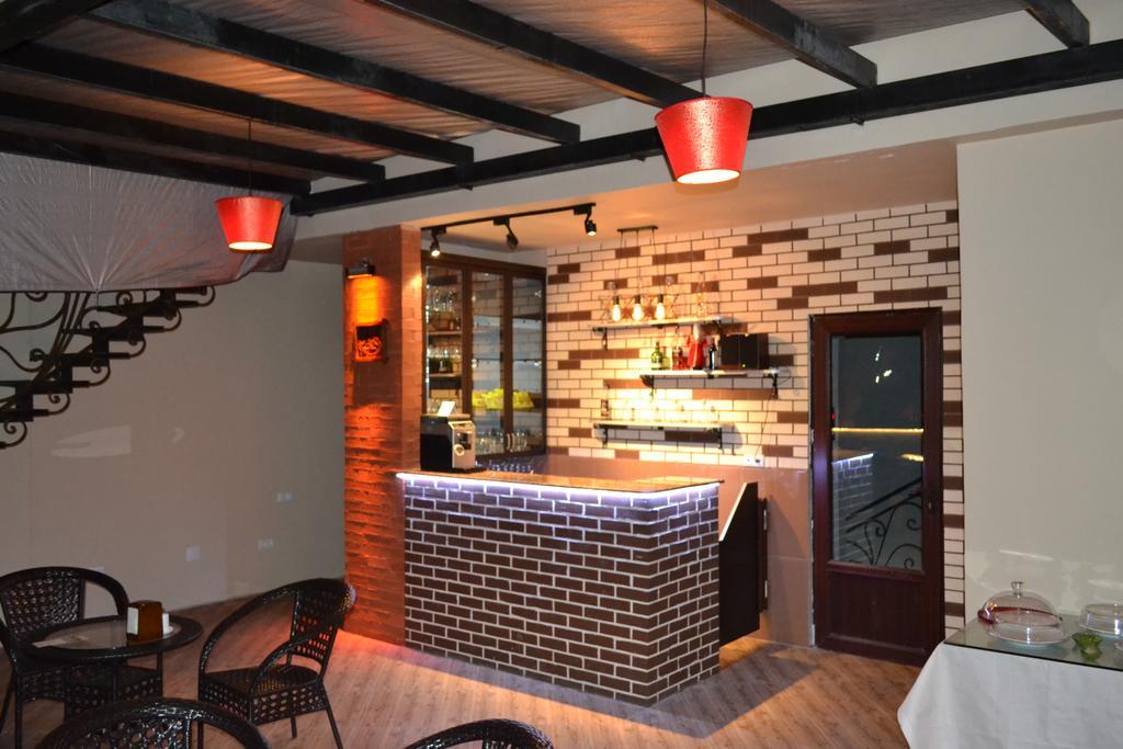 Hotel Elite House Batumi Ngoại thất bức ảnh